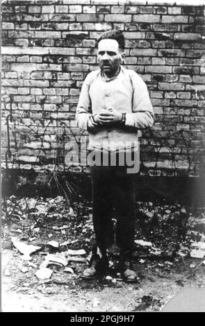 This Image Is Believed To Be That Of Rudolph Hess In Spandau Prison   This Image Is Believed To Be That Of Rudolph Hess In Spandau Prison Taken By A British Officer Who Was Part Of An Army Team Who Were Responsible For Guarding The Ex Nazi Deputy To Adolph Hitler During The Beginning Of The Second World War In Europe 1939 May 1945 Hess Was The Sole Inmate At The Prison From 1966 And Committed Suicide By Hanging Died Aged 93 August 17 1987 2pgj9h7 