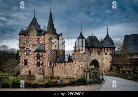 the romantic medieval castle of satzvey in the eifel region germany Stock Photo