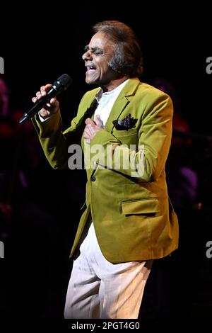 Coral Springs FL, USA, 23/03/2023, Coral Springs FL, USA. 23rd Mar, 2023. Johnny Mathis performs during The Voice Of Romance Tour at Coral Springs Center for the Arts on March 23, 2023 in Coral Springs, Florida. Credit: Mpi04/Media Punch/Alamy Live News Stock Photo