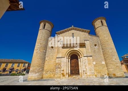 Church of San Martín, 11th Centuty Perfect Romanesque Style, Frómista, Palencia, Castile and León, Spain, Europe Stock Photo