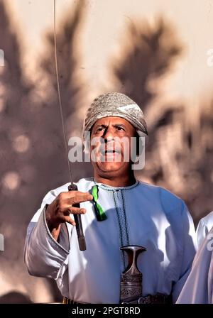 Traditional Omani sword (khanjar) dance, Nizwa, Oman Stock Photo