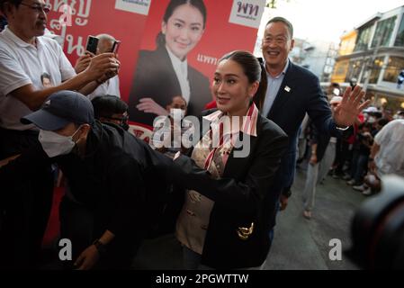 Bangkok, Thailand. 24th Mar, 2023. Paethongtarn Shinawatra (C), Chairman of the Engagement and Innovation Advisory Board of The Pheu Thai Party, and Srettha Thavisin (R), Chief Advisor to the Head of the Pheu Thai Family, Help Pheu Thai Party's candidate for the House of Representatives, during a campaign at Stadium one, Banthadthong Road, Pathum Wan district, Bangkok, Thailand, on March 24, 2022. (Credit Image: © Teera Noisakran/Pacific Press via ZUMA Press Wire) EDITORIAL USAGE ONLY! Not for Commercial USAGE! Stock Photo