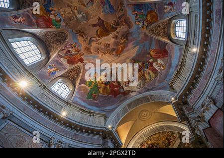 The church of S. Giacomo in Augusta is a Catholic place of worship in Rome,  located in the Campo Marzio district, annexed to the homonymous hospital  Stock Photo - Alamy