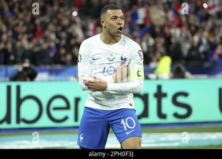 Soccer Player - France B - 71124