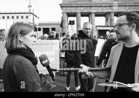 Berlin Brandenburger Tor, Marsch fuer das Leben. March for Life Stock Photo