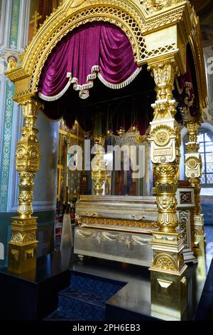 Kazan, Russia - June 16, 2021: Inside the Annunciation Cathedral, Kazan, Tatarstan. Luxury ornate interior of Russian Orthodox church, old landmark of Stock Photo