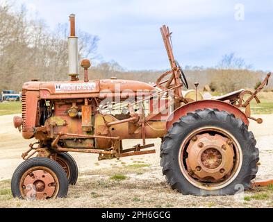 Profile of a 1956 Farmall farm tractor Stock Photo
