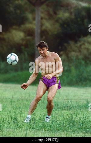 Sergey Bubka (URS) during a photo shoot for Nike International Athletics in Barcelona, Spain 1991 Stock Photo