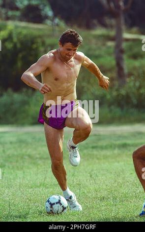 Sergey Bubka (URS) during a photo shoot for Nike International Athletics in Barcelona, Spain 1991 Stock Photo