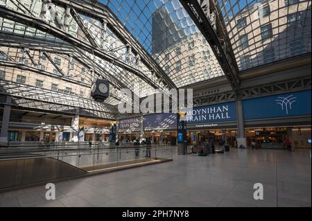 Interior of the Moynihan Train Hall in midtown Manhattan, New York CIty. Moynihan Train Hall, which opened on January 1, 2021, is an expansion of Penn Stock Photo