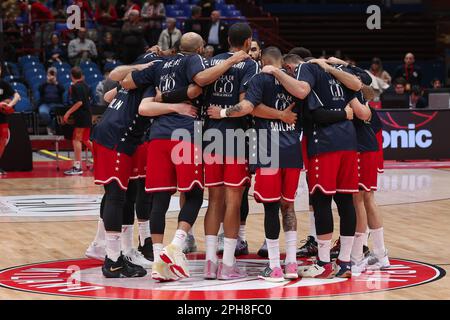 Milan, Italy. 24th Mar, 2023. Italy, Milan, march 24 2023: players of Armani Milan enter the court for warm up during basketball game EA7 Emporio Armani Milan vs FC Bayern Munich, EuroLeague 2022-2023 round30 (Photo by Fabrizio Andrea Bertani/Pacific Press) Credit: Pacific Press Media Production Corp./Alamy Live News Stock Photo