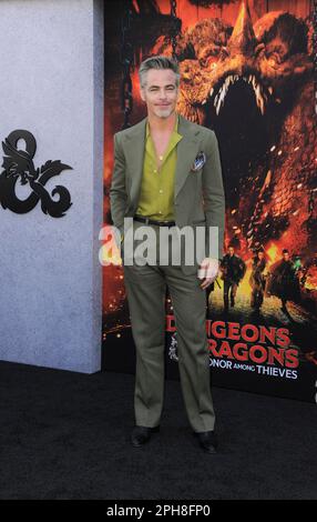 Los Angeles, CA. 26th Mar, 2023. Chris Pine at arrivals for DUNGEONS & DRAGONS: HONOR AMONG THIEVES Premiere, Regency Village Theatre, Los Angeles, CA March 26, 2023. Credit: Elizabeth Goodenough/Everett Collection/Alamy Live News Stock Photo