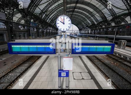 Dresden, Germany. 27th Mar, 2023. The platforms at the main train station are empty during the warning strike. With a large-scale nationwide warning strike, the unions EVG and Verdi paralyzed large parts of public transport on Monday. Credit: Robert Michael/dpa/Alamy Live News Stock Photo