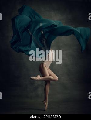 Slender woman in beige bodysuit showing perfect butt and hips without  cellulite and excess subcutaneous fat. Back view. Perfect legs with smooth  soft Stock Photo - Alamy