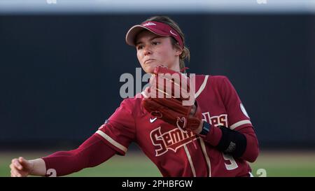 Florida State's Devyn Flaherty (9) Makes A Catch During An Ncaa 