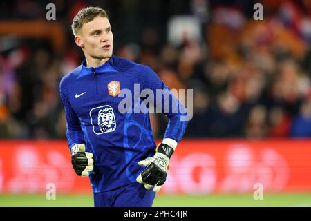 Rotterdam, Netherlands. 27th Mar, 2023. ROTTERDAM, NETHERLANDS - MARCH 27: Bart Verbruggen of the Netherlands prior to the UEFA EURO 2024 Qualifying Round Group B match between Netherlands and Gibraltar at Stadion Feijenoord on March 27, 2023 in Rotterdam, Netherlands (Photo by Peter Lous/Orange Pictures) Credit: Orange Pics BV/Alamy Live News Stock Photo