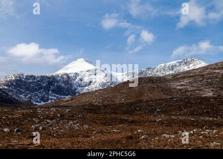 Foinaven (Scottish Gaelic: Foinne Bheinn) is a mountain in Scotland, situated in the far north-west corner of the Scottish Highlands. Stock Photo