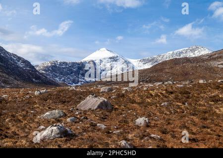 Foinaven (Scottish Gaelic: Foinne Bheinn) is a mountain in Scotland, situated in the far north-west corner of the Scottish Highlands. Stock Photo