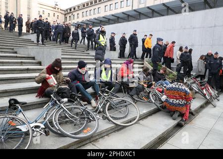 Brussels, Belgium. 28th Mar, 2023. a protest action of the collective 'No future for the agro-industry' in the framework of the Forum for the Future of Agriculture (FFA), in Brussels, on Tuesday 28 March 2023. BELGA PHOTO NICOLAS MAETERLINCK Credit: Belga News Agency/Alamy Live News Stock Photo