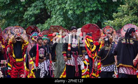 The perform of 1000 barong dance. Barong is one of the Indonesian traditional dance Stock Photo