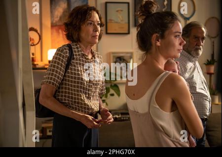 RAMON BAREA, SUSI SANCHEZ and LAIA COSTA in LULLABY (2022) -Original title: CINCO LOBITOS-, directed by ALAUDA RUIZ DE AZUA. Credit: Encanta Films / Sayaka Producciones / Album Stock Photo