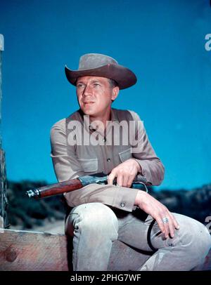 STEVE MCQUEEN in WANTED: DEAD OR ALIVE (1958), directed by GEORGE BLAIR and THOMAS CARR. Credit: CBS/FOUR STAR PROD/MALCOLM ENTERPRISES / Album Stock Photo