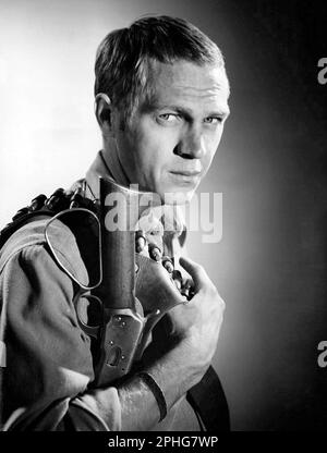 STEVE MCQUEEN in WANTED: DEAD OR ALIVE (1958), directed by GEORGE BLAIR and THOMAS CARR. Credit: CBS/FOUR STAR PROD/MALCOLM ENTERPRISES / Album Stock Photo