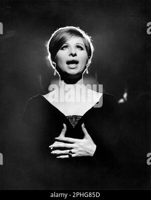 BARBRA STREISAND in FUNNY GIRL (1968), directed by WILLIAM WYLER. Credit: COLUMBIA PICTURES / Album Stock Photo