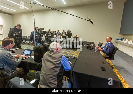 Detroit, Michigan - Newly-elected United Auto Workers President Shawn Fain speaks with reporters after the first day of the UAW's bargaining conventio Stock Photo