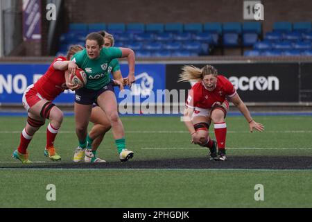 Gwen Crabb Injury Womens Six Nations rugby Stock Photo Alamy