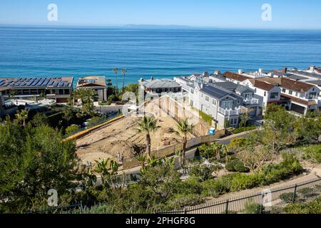 New Pacific Coast luxury home construction excavation and vacation homes along Strands Beach in Dana Point, Orange County, Southern California. Stock Photo