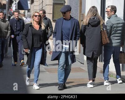 Milan, . 28th Mar, 2023. Milan, 03-28-2023 Fabio Cannavaro, former world champion footballer with the Italian national team in 2006, then coach in Arabia, China, and this year at Benevento in Serie B, walks through the streets of the center with his wife Daniela. Credit: Independent Photo Agency/Alamy Live News Stock Photo