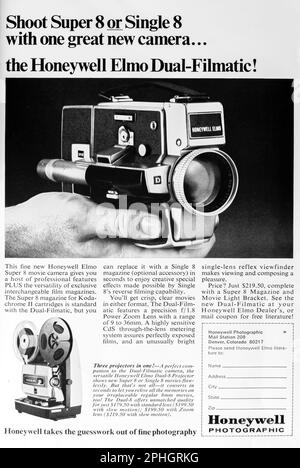 8 mm camera Black and White Stock Photos & Images - Alamy