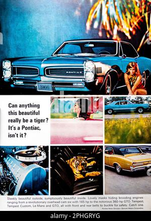 Pontiac GTO, Pontiac Lemans advert in a Natgeo magazine, March 1966 Stock Photo