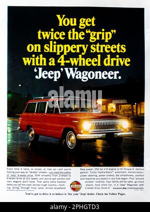 '66 JEEP Wagoneer advert in a Natgeo magazine,  April 1966 Stock Photo