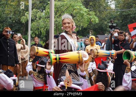 Indonesian perform reog kendang in the ceremony of Tulungagung's anniversary (Bersih Nagari) Stock Photo