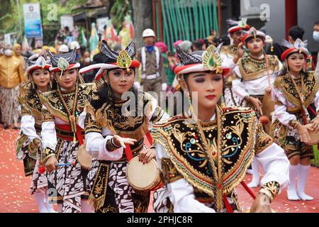 Indonesian perform reog kendang in the ceremony of Tulungagung's anniversary (Bersih Nagari) Stock Photo