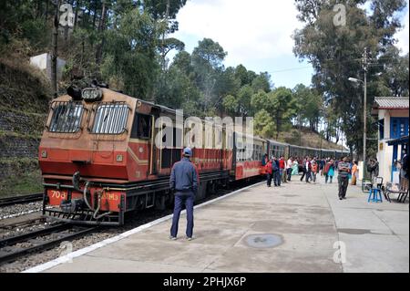 Narrow-gauge railway in North India which traverses a mostly mountainous route from Kalka to Shimla in Hiachal Pradesh India Stock Photo