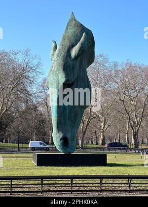 Still Water is the title of a 33ft (10m) bronze horse's head sculpture by Nic Fiddian-Green, located near Marble Arch and Hyde Park in London, UK. Stock Photo