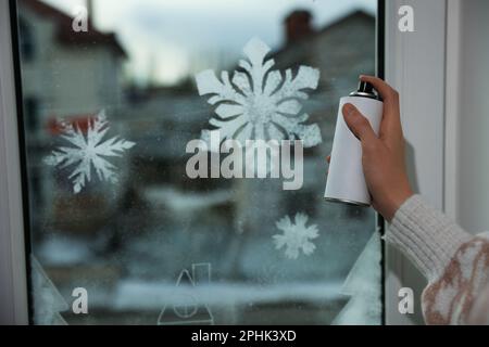 window snowflakes  Christmas window decorations, Window snow spray,  Christmas window painting