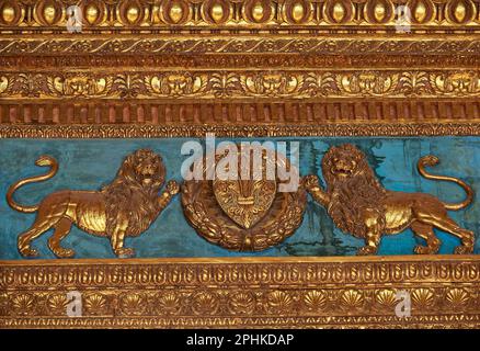 Visiting the Old Palace ( Palazzo Vecchio ) in Florence, Italy Stock Photo