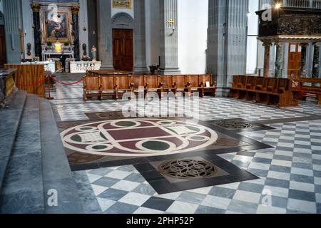 Verrocchio's floor tomb of Cosimo the Elder in San Lorenzo church, Florence Stock Photo