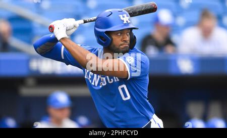 Kentucky outfielder Kendal Ewell (0) plays against Eastern