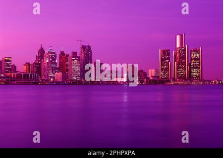 1991 HISTORICAL DOWNTOWN SKYLINE DETROIT MICHIGAN USA Stock Photo