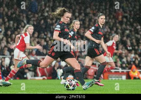 London, UK. 29th Mar, 2023. London, England, March 29th 2023: Georgia Stanway (31 Bayern Munich) clears the ball during the UEFA Womens Champions League quarter final match between Arsenal FC and FC Bayern Munich at Emirates Stadium in London, England (Natalie Mincher/SPP) Credit: SPP Sport Press Photo. /Alamy Live News Stock Photo