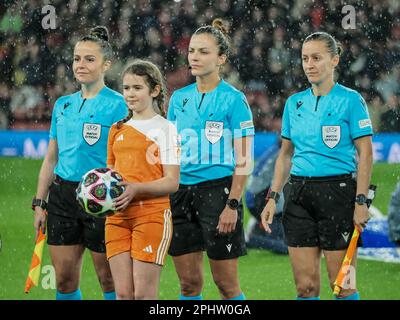 London, UK. 29th Mar, 2023. London, England, March 29th 2023: The officials during the UEFA Womens Champions League quarter final match between Arsenal FC and FC Bayern Munich at Emirates Stadium in London, England (Natalie Mincher/SPP) Credit: SPP Sport Press Photo. /Alamy Live News Stock Photo