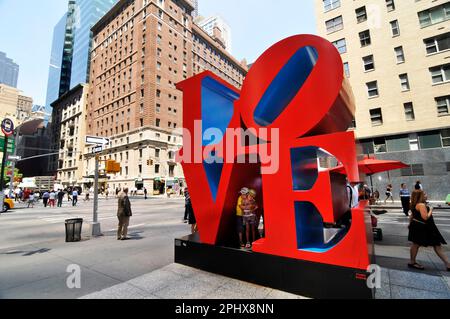 LOVE sculpture Manhattan on the corner of 55th and 6th Avenue in Manhattan, New York City, NY, USA. Stock Photo