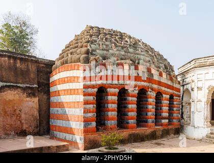 Girigobardhana Temple in the Kalna Rajbari Complex of Hindu temples in Ambika Kalna in the Purba Bardhaman district of West Bengal, India Stock Photo