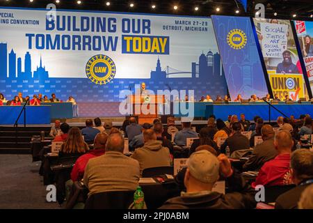 Detroit, Michigan USA, 27 March 2023, Newly-elected United Auto Workers President Shawn Fain spoke at the beginning of the UAWs bargaining Stock Photo