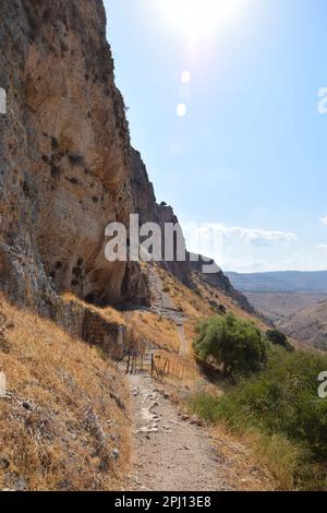 Hike along the Cliffs of Arbel Nature Reserve neat Tiberias and the Sea of Galilee, Israel Stock Photo